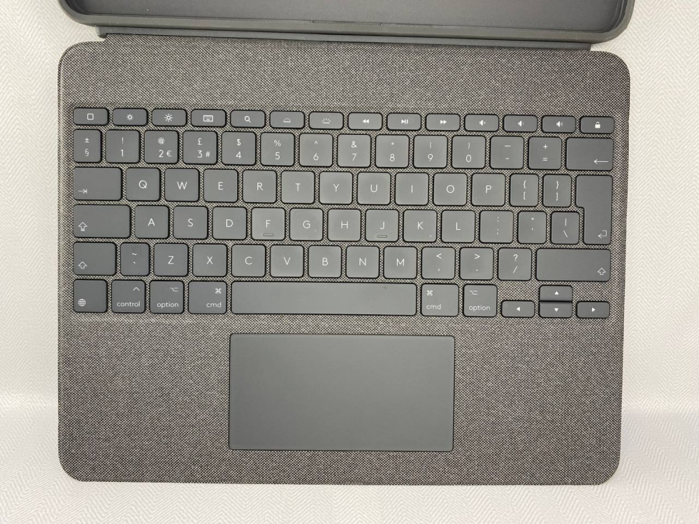 Чохол-клавіатура Logitech Combo Touch для Apple iPad Pro 11" (2022 | 2021 | 2020) Б/В Київ - фото 6