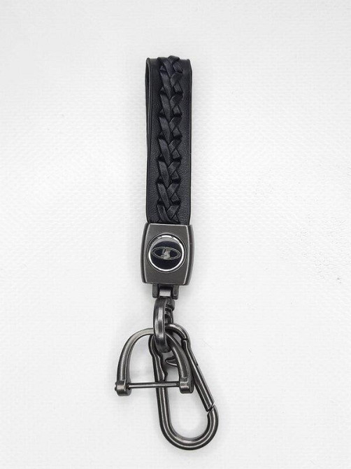 Брелок для ключів плетінь з карабіном Lada Вінниця - фото 1