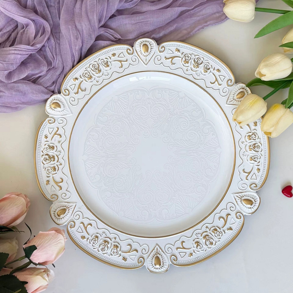 Набор тарелок пластиковых круглые,2 шт для сервировки стола 33 см, подставные, многоразовые,белые с золотистым узором Каменец-Подольский - изображение 5