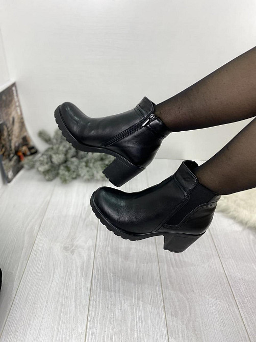 Черевики жіночі VESNA чорні натуральна шкіра зима висота 12см каблук 7см (2804) Коломия - фото 2