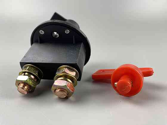 Вимикач маси універсальний механічний дистанційний 12/24 В (червона мідь) 100 А Мукачево