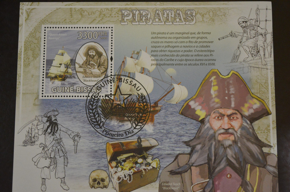 Гвінея - Бісау. Марки. Історія. Особистості. Блок. 2009 рік (В-5) Полтава - фото 1