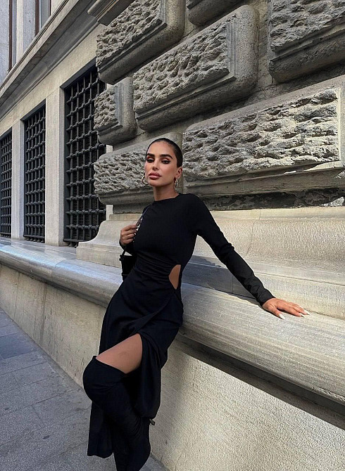 Женское элегантное миди платье с привлекательным разрезом 48 Одесса - изображение 1