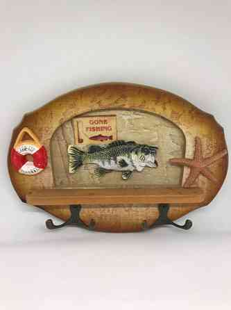 Ключница для рыбака с крючками 23х16см Винница