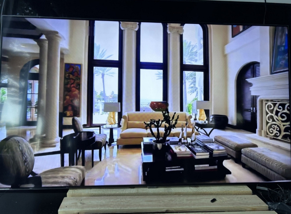 Телевизор: Сабвуфер , голосовой пульт: 49