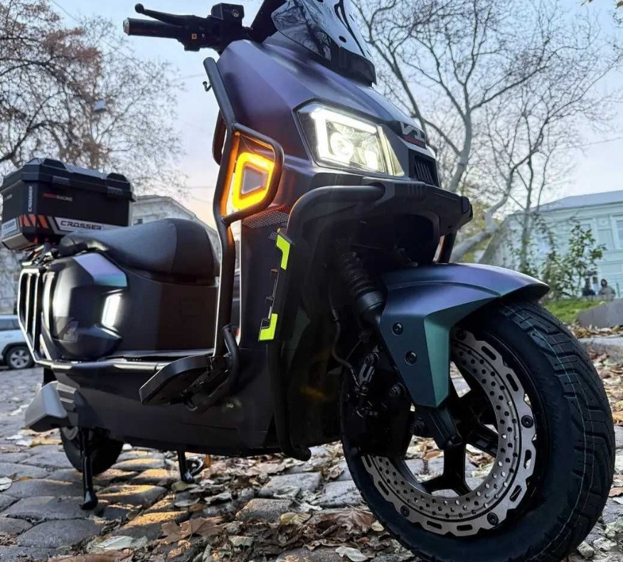 Электроскутер Crosser V1 2000W 72V/23Ah - Хамелион. Харьков - изображение 3