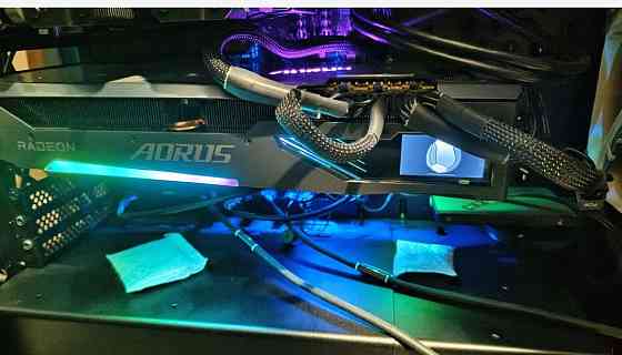 Продам в идеале  редкую видеокарту RX 6900xt Aorus Master. Киев