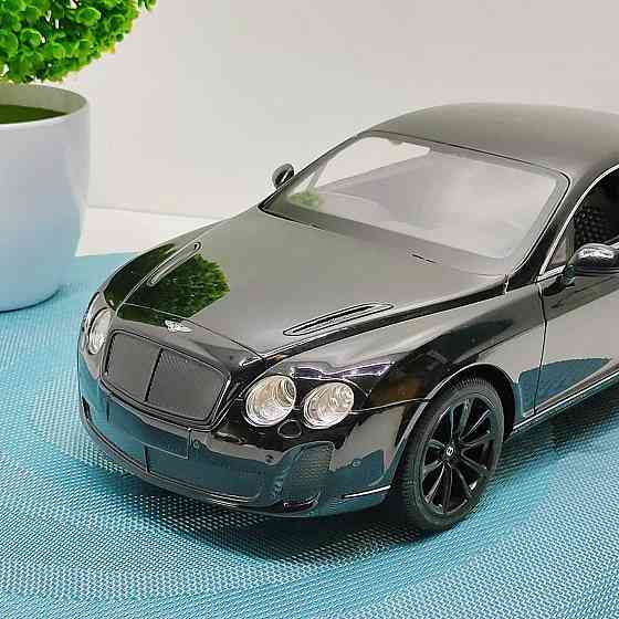 Машинка на радіокеруванні Bentley гумові колеса світло масштаб 1:14 Чорна (2048A) Чернігів