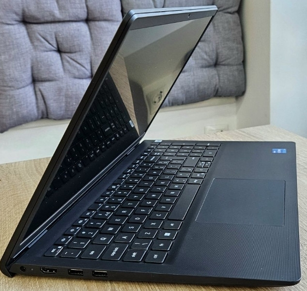 Dell Vostro 3520 i7-1255U 4.7Ггц RAM 32gb SSD 1TR 15.6 Iris Xe 120Гц. Київ - фото 3