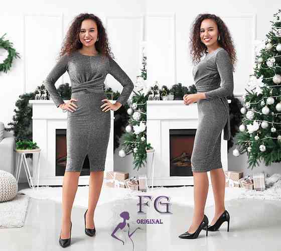 Нарядное платье миди с люрексом 