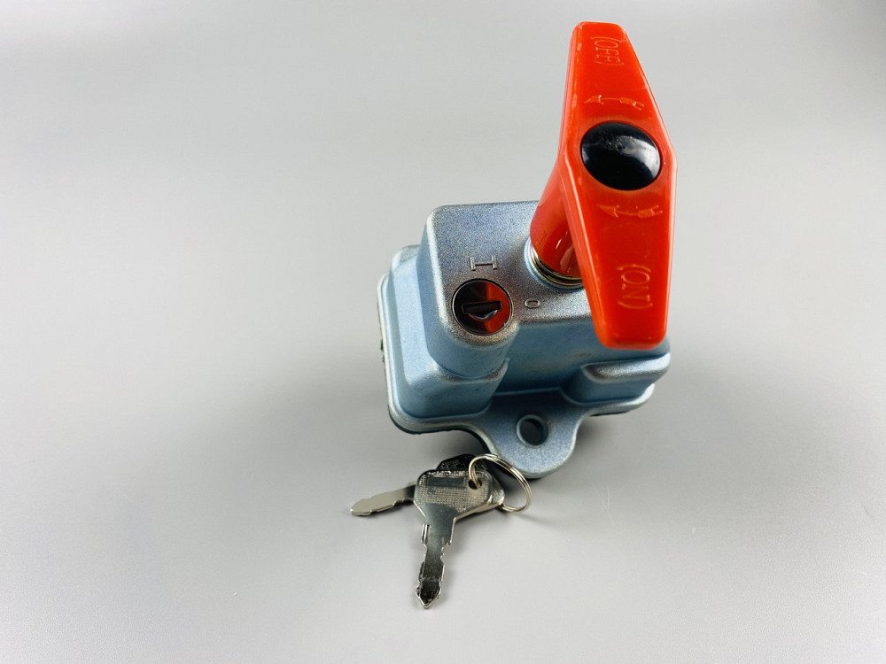 Выключатель массы универсальный механический дистанционный 12/24В (красная медь) 250A + замок + 2 ключа Мукачево - изображение 5