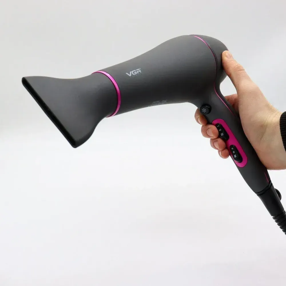 Профессиональный фен для волос с насадками и диффузором VGR V-402 2200 Вт Коломия - фото 4