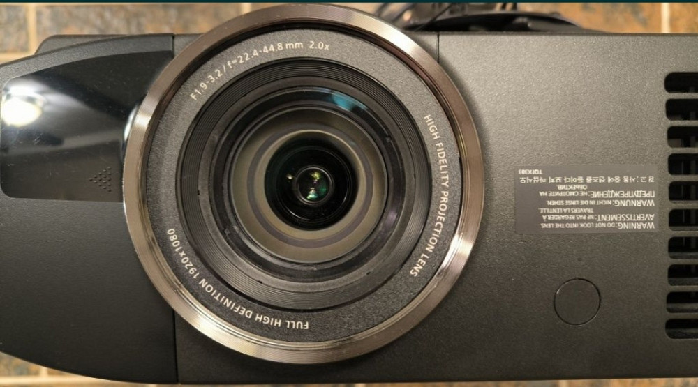 Проєктор Panasonic PT-AE8000U Харків - фото 2