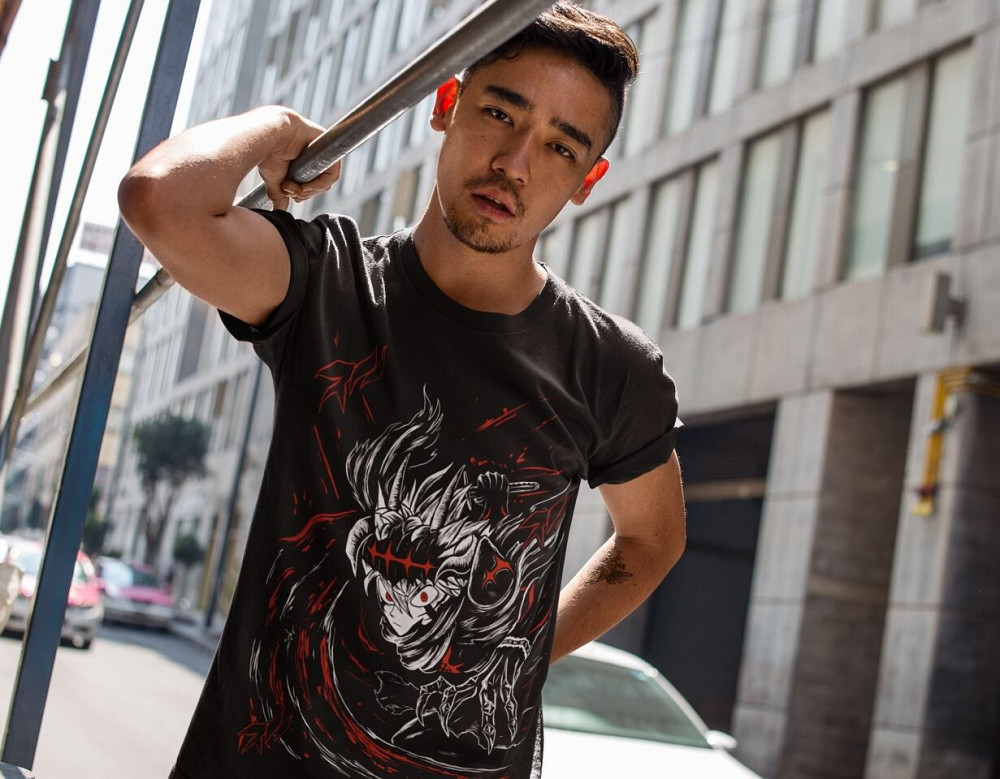 Футболка чоловіча з аніме принтом Чорна конюшина оверсайз (S/M/L) Чорний AnimeJ1206 Дніпро - фото 3