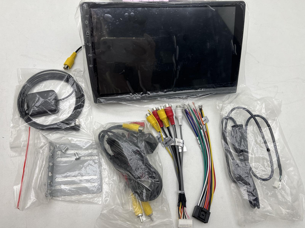 Автомагнітола 10