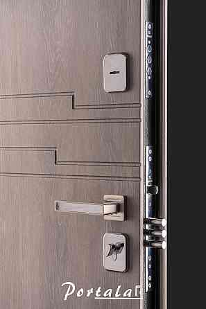 Двери квартирные, серия Концепт, модель Эстепона 3, гнутый профиль, коробка 90 мм., полотно 70мм. Киев