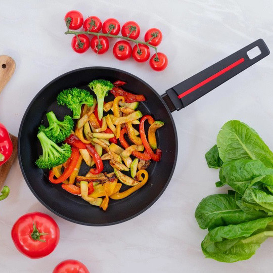 Кулінарна сковорода з антипригарним покриттям Magio MG-1173 26 см, Сковорода для газової плити XE-14 Львів - фото 15