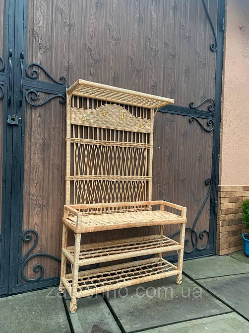 Набор: вешалка и полка деревянные Киев - изображение 3