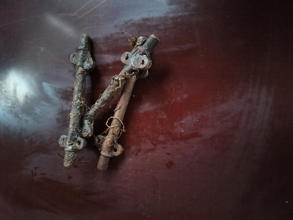 Рычаг нижний ГАЗ-21. 20-2904032-Г. Харьков - изображение 1