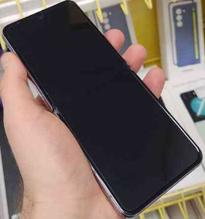 Смартфон Samsung Galaxy Flip 4 8/128Gb. Київ