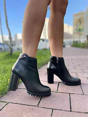 Жіночі черевики VELONY чорні натуральна шкіра висота 10см каблук 8см (6113-W405) Коломыя
