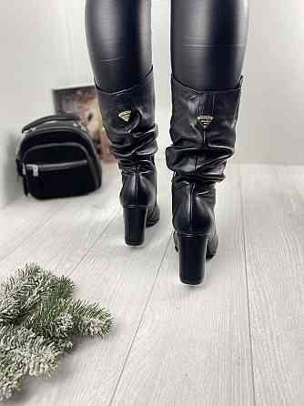 Nivelle Напівчоботи жіночі Nivelle чорні натуральна шкіра висота 24см обхват 34-36см каблук 9см Коломия