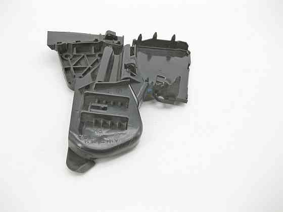 Mercedes-Benz  A1647330614 Кришка - кронштейн замка задніх правих дверей ML W164 Одеса