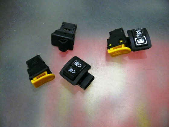 Кнопки керма скутер Хонда Діо AF18, Такт AF16 набір Мукачево