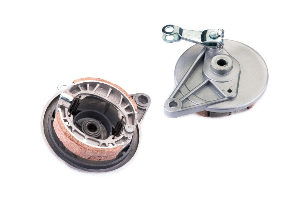 Крышка барабана тормозного (зад) мопед Дельта (+колодки) Мукачево - изображение 1