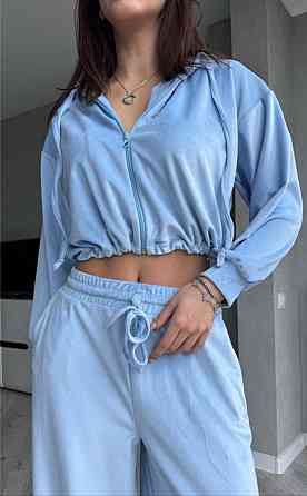 Жіночий стильний костюм з турецького королівського велюру Блакитний, 42/44 Одеса