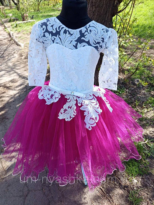 Нарядное платье пышное 116-128 Кривой Рог - изображение 1