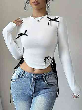 Женский элегантный топ с длинными рукавами и изысканными черными бантиками вискоза Одесса