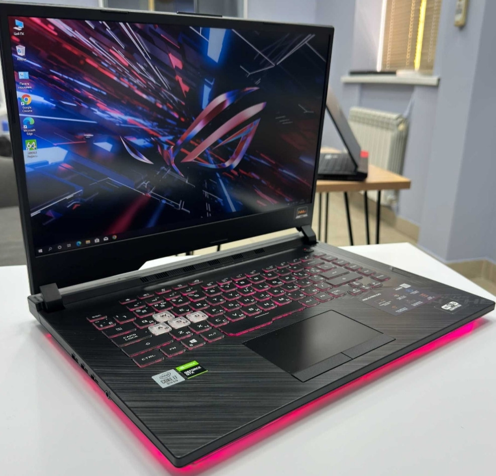 Ноутбук: ASUS ROG Strix 15.6
