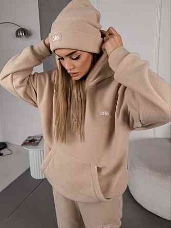 Женский стильный теплый костюм из флиса полар с шапкой Песочный, 46/48 Одесса