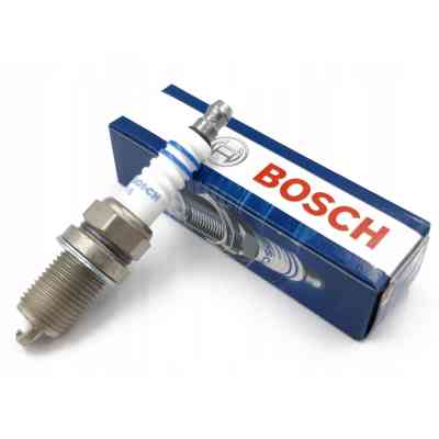 Свеча зажигания Bosch 0 242 235 668 Винница
