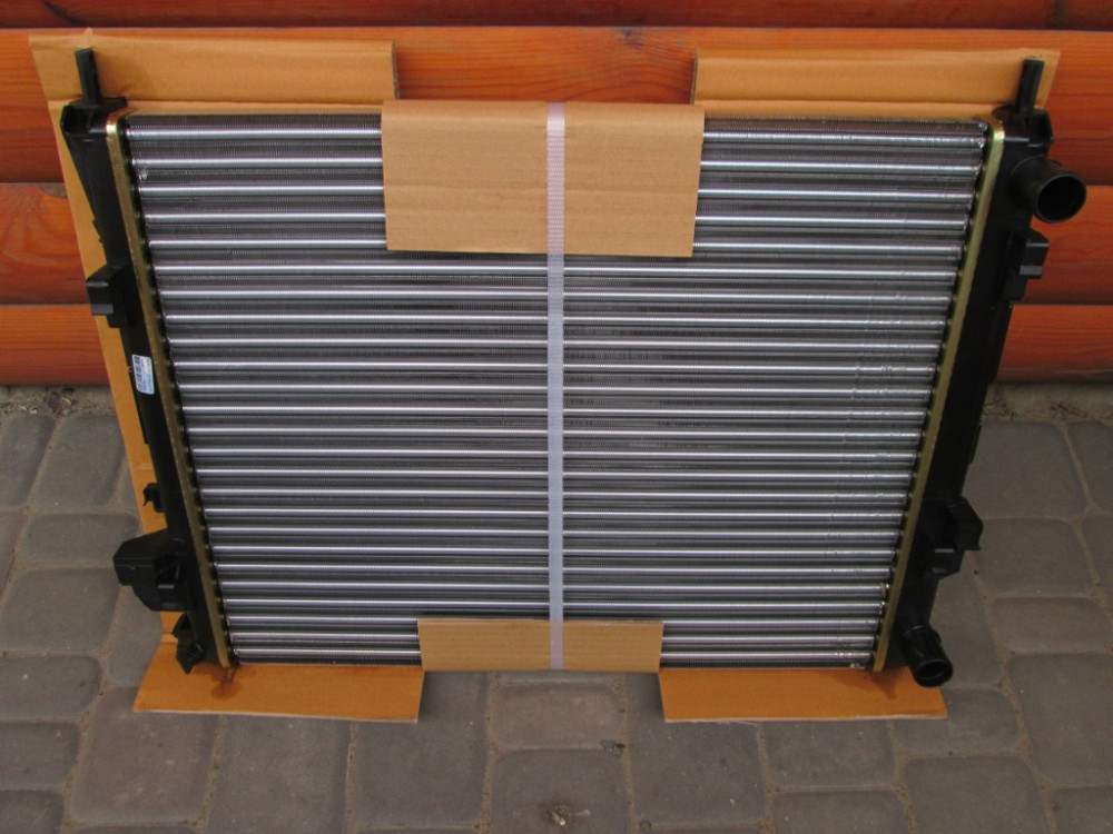 Радіатор охолодження двигуна Renault Trafic 1.9 dCi 2001-2006 Ковель - фото 2