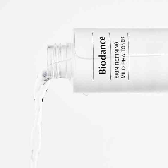 Зміцнювальний тонер з PHA-кислотою Skin Refining Mild PHA Toner Biodance 150 мл Київ