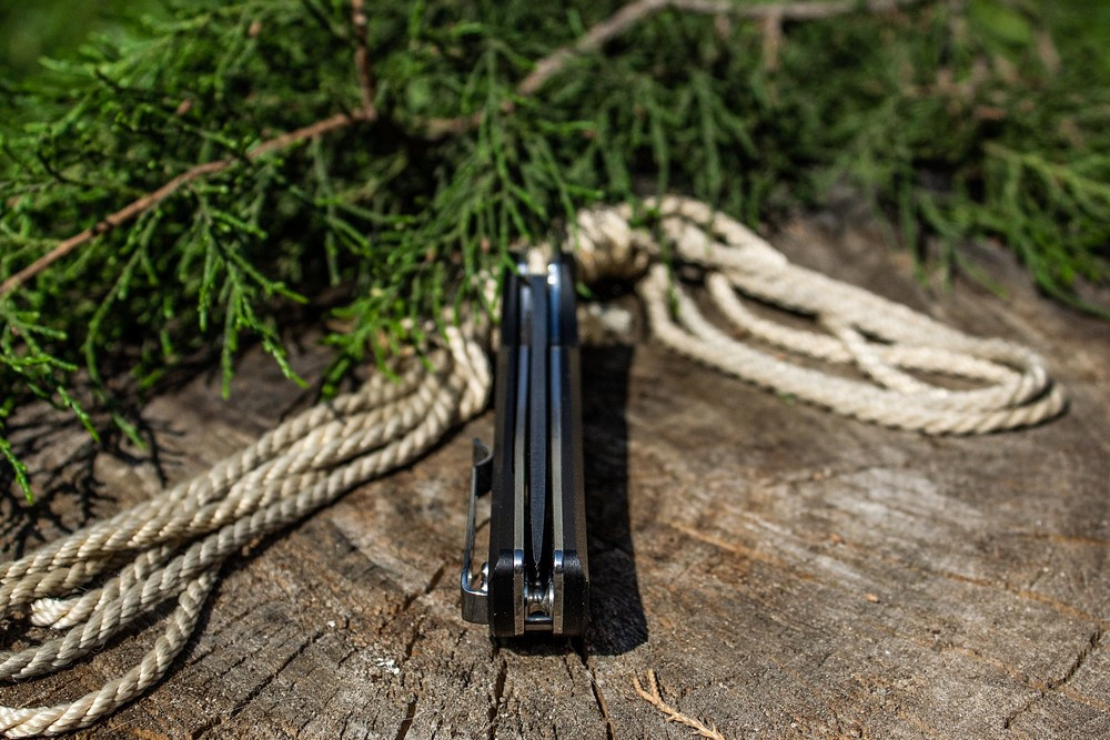 Ніж складаний туристичний Ruike Hussar P121-B, (9.2 см) 14C28N / G10 чорний Киев - изображение 6