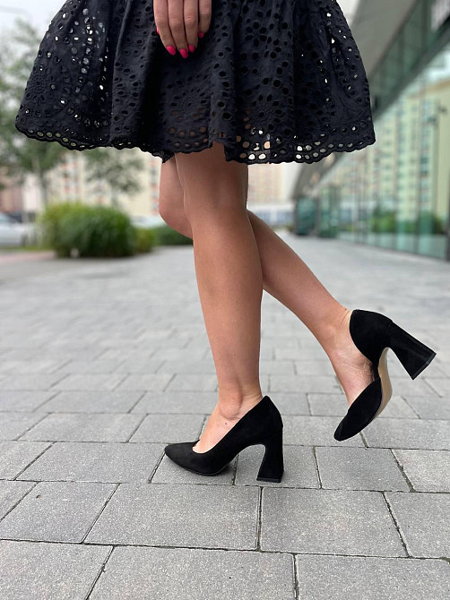 LIRIO Замшеві туфлі жіночі на стійких грубих підборах весна-осінь демісезонні чорні T0304/CT805 Коломия - фото 3