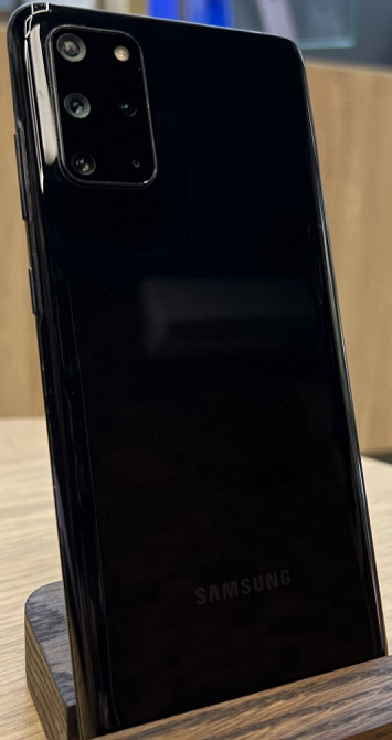 Смартфон: Samsung S20+5G 12/128Gb. Киев - изображение 1