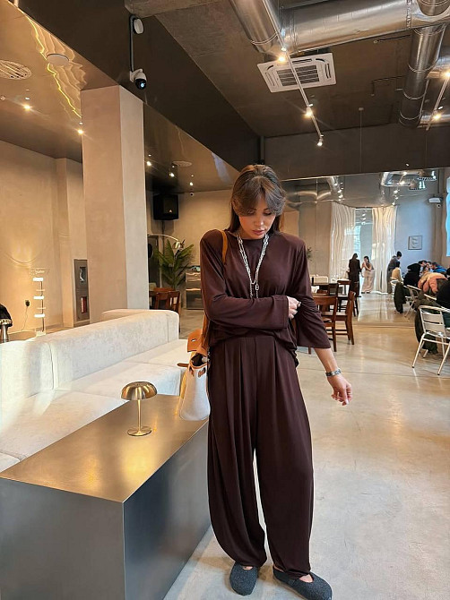 Женский стильный повседневный костюм из натуральной вискозы с плечиками. Шоколад, 46/48 Одесса - изображение 1