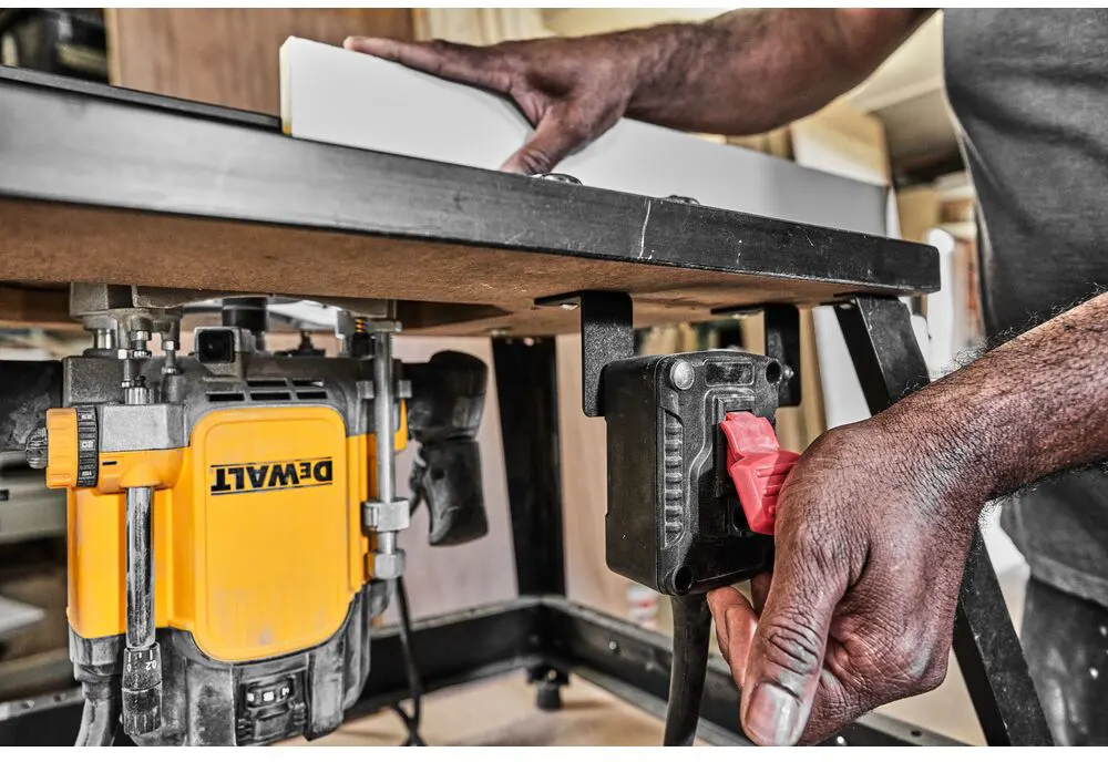 Професійний фрезер мережевий DeWALT DWE627KT : 2300Вт, цанга 8-12 (DWE627KT) Київ - фото 5