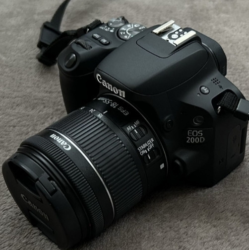 Фотоапарат Дзеркальний Canon 200D EF-S 18-55 mm STM. Київ - фото 7