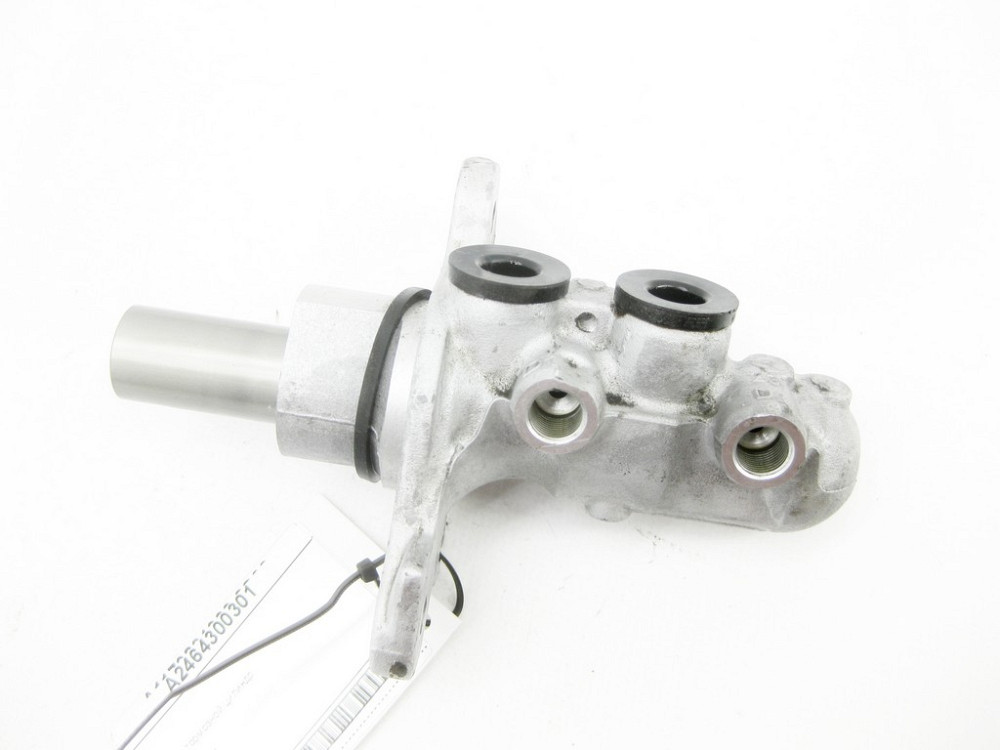 Mercedes-Benz  A2464300301 Головний гальмівний циліндр CLA Shooting Brake X117 CLA C117 GLA X156 A-class W176 B-class W242 B-class W246 Одесса - изображение 4