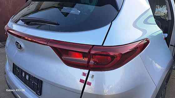 Задній правий ліхтар від Kia Sportage 2020 року Київ