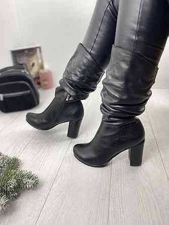 Nivelle Напівчоботи жіночі Nivelle чорні натуральна шкіра висота 24см обхват 34-36см каблук 9см Коломия