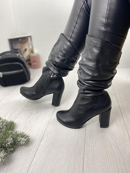 Nivelle Напівчоботи жіночі Nivelle чорні натуральна шкіра висота 24см обхват 34-36см каблук 9см Коломия - фото 3