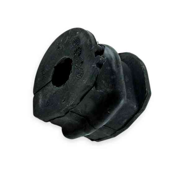 Втулка задняя Нисан X-Trail T31, Qashqai I (d-18 мм) стабилизатора Мукачево