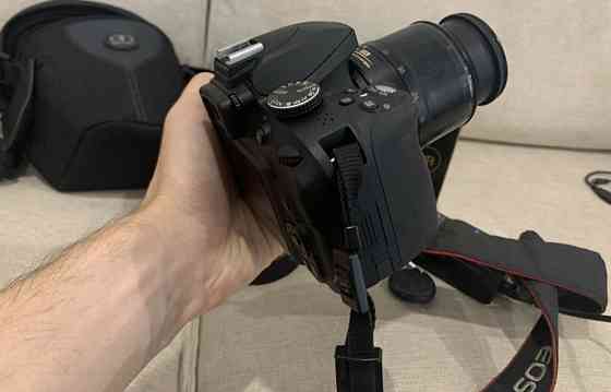 Фотоаппарат: NIKON D3300 , 18-55mm. VR II Kit + DX 18-55 + аккумуляторы . Киев