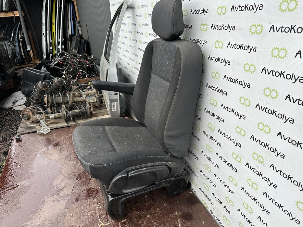 Сидіння переднє водійське Renault Master III 2010-2019 Ковель - фото 1